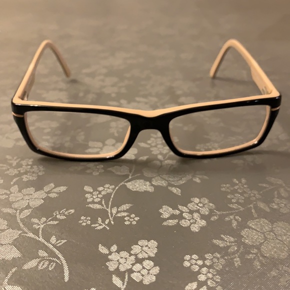 Burberry men’s eyeglass frame only. - Picture 2 of 5